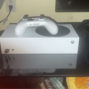 Series S Console - White